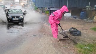 Draining Massive Floods by Unblocking Drains While Rainstorm [upl. by Etiam]