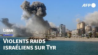 Liban débris fumants après de violentes frappes israéliennes sur la ville de Tyr  AFP Images [upl. by Verity]