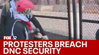 WATCH Chicago protestors breach security perimeter outside the DNC [upl. by Elleinod]