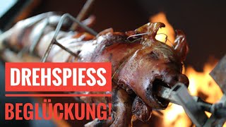 Spanferkel vom Drehspieß extrem saftig  Grill amp Chill BBQ amp Lifestyle [upl. by Anuaek775]