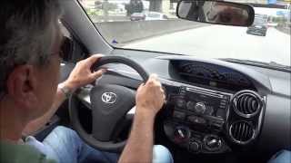 Toyota Etios XS 15 2014 no uso com Bob Sharp [upl. by Market]