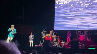 The Docksiders  Mohegan Sun Arena  Escape The Pina Colada Song [upl. by Darce289]