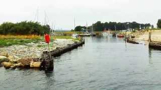 Segeln auf der Ostsee Einfahrt in den Yachthafen Lippe Howacht Ostsee [upl. by Adnuahsor]