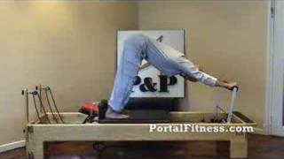 Ejercicio de Pilates Reformer Inverted V o Bisagra [upl. by Ebarta]