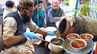 Peshawari Nashta  Naiki Siri Paye Pakistan Street Food  Naiki Paye Farosh  Peshawari Siri Paye [upl. by Drus383]