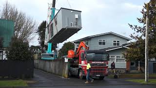 Lifting a transportable home into place  HouseMe Transportable Homes New Zealand [upl. by Robinette]