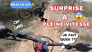 ⚠️ FAIRE UN FACE À FACE EN VTT DESCENTE À PLEINE VITESSE  ⚠️ [upl. by Ardnuat]