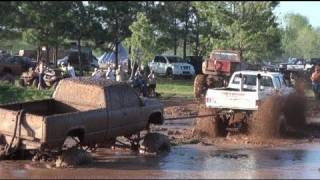 BIG BLOCK TRUCKS GONE WILD TheMudBogger79 at Mudfest [upl. by Etiam998]