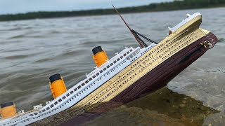 We Tested All the Ships on the Lake and the Sinking of Gold Titanic [upl. by Eivets]