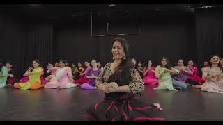 Ghar more pardesiya sitting choreography  Vishakha verma vishakhasdance sittingchoreography [upl. by Ashman]