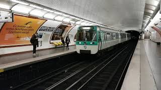 MF77  Arrêt à la station Charenton Écoles sur la ligne 8 du métro parisien [upl. by Rednas]