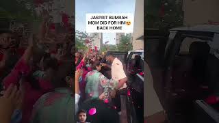 Jasprit Bumrah Recive grand welcome 🤓😎🤑🥰😍😱🎂🏆by his mother viralvideo jaspritbumrah anuskasharma [upl. by Ahsekahs]