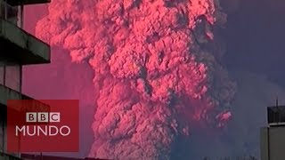 Impresionante erupción del volcán Calbuco en Chile  BBC Mundo [upl. by Bryana]