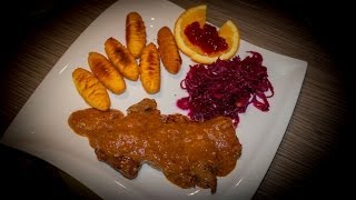 Hirschsteak mit Apfelrotkraut Preiselbeer und Kroketten superlecker [upl. by Celeski]