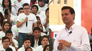 Estudiante pone en aprietos y le hace pregunta en Inglés a Peña Nieto le responde quotIN SPANISHquot [upl. by Ruthanne]