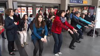 Chor flashmob Best of Gospel Were Going Down im Bahnhof Bruchsal  Heimattage Bruchsal  GCF [upl. by Reivaz]