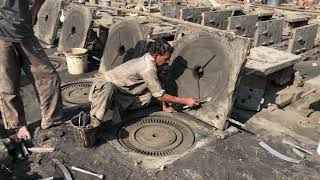 Making Sugarcane Machines Wheel By Iron Casting  Mind Blowing Technique Of Sand Molding [upl. by Domella]