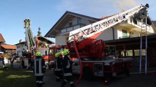 Großeinsatz bei Wohnhausbrand in Inzell [upl. by Enylcaj]