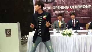 Lee kwang soo nhay trong hop bao [upl. by Encrata]