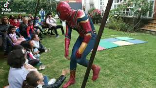 Llegada de Iron Spiderman a fiesta de cumpleaños [upl. by Ethe886]