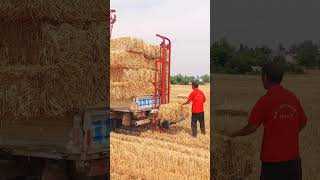 Loader bale lifter grass loader driven by 24 volt battery [upl. by Ciprian]