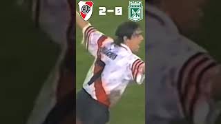 EL MATADOR SALAS CALLANDO BOCAS 🤫 riverplate short [upl. by Silvia931]