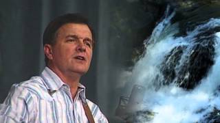 Roger Tibbs sings Slim Whitmans classic Lovesong of The Waterfall [upl. by Animehliw427]