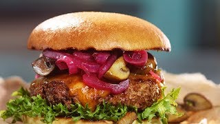 Briocheburger med sopp og syltet rødløk  Hatting True Styleoppskrift [upl. by Ahsaten]