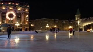 Patinoire Place DYouville Québec un endroit charmant pour patiner [upl. by Teague105]