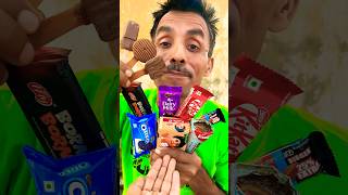 Oreo Dhoni biscuit 🤣aur Kitkat chocolate 🍫parlegtigerglucosemunch5050baroneappyshortsfeed [upl. by Okihsoy496]