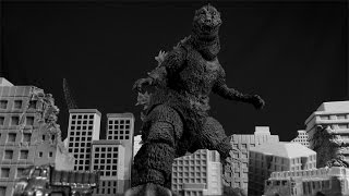 SH MONSTERARTS GODZILLA 1954  BANDAI TAMASHII NATIONS KAIJU ACTION FIGURE REVIEW [upl. by Amyas]