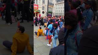 Street show in Londra [upl. by Yob442]