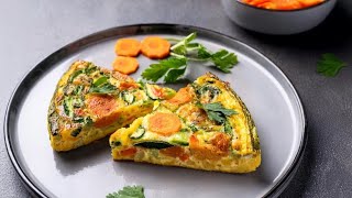 FRITATA mit Zucchini und Möhren  Gemüse kalorienarm [upl. by Lorene]