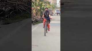 Garda macha wale Babu gali mein 🚲 [upl. by Ennoitna]