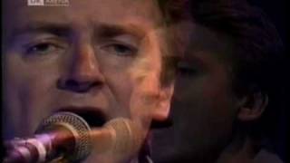 Neil Finn Crowded House  Distant Sun Acoustic live [upl. by Dorej]