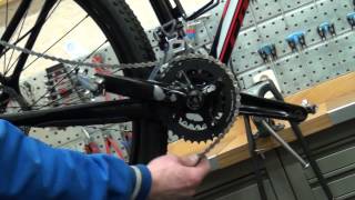 Ketting repareren en monteren derailleur fiets [upl. by Ahsaei]