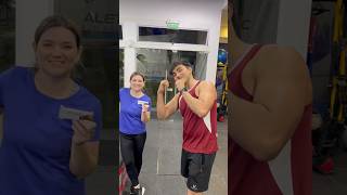 🚀Regalando barritas proteicas PARTE 2 gym fitness zyzzlegacy gymtok strengthtraining [upl. by Charyl]