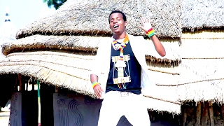 Fikreaddis Nekatibeb  Ejeg Ejeg እጅግ እጅግ Ethiopian Music Video [upl. by Hsur]