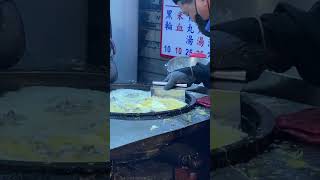 Meinong Night Market  Taiwan Street Food  Taiwan Oyster Omelette [upl. by Araiek152]