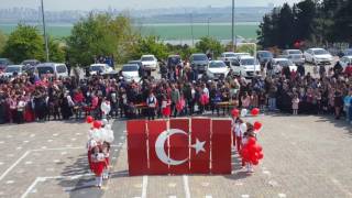 Firuzköy İlkokulu 23 Nisan Ulusal Egemenlik ve Çocuk Bayramı Bayrak Rondu Gösterisi [upl. by Ecarret]