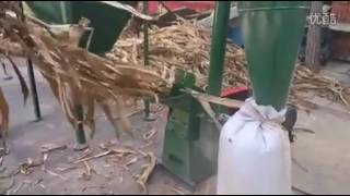 small straw hammer mill  rice husk coconut mill machine for home use [upl. by Diet]