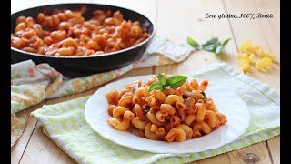 Pasta con le melanzane e mozzarella [upl. by Janella835]