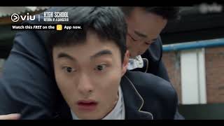 Lee Seo Jin The Gangster Swaps Souls with Yoon Chan Young The High Schooler 😱  Catch FREE on Viu [upl. by Yelkao530]