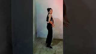 화사 HWASA  NA dance cover✨HWASAmaria hwasa NA kpop shorts [upl. by Lura]