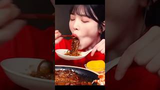 Black Bean Noodles yt food foodie Foodlover ytshorts ytshort asmreating asmr eatingvideos [upl. by Yvette]