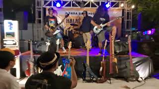 Jamrud  waktu ku mandi   Ningrat Band live in concert [upl. by Otrebogir961]