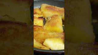 Mandioca frita na manteiga😋delicious viralshorts viralvideo [upl. by Demmer]