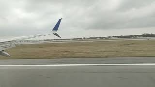 Landing in Columbus Ohio in an Airplane [upl. by Kepner]