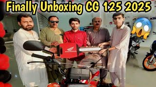 Honda CG 125 New Model 2025 UNBOXING 2025 FIRST BIKE in Pakistan 😱 [upl. by Ayenet256]