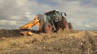 TraktorTV Folge 48  Ein Fendt Vario 939 und ein Cameco 805 mit 600 PS beim Tiefpflügen [upl. by Parsifal]